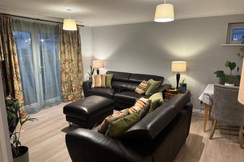 2 bedroom flat to rent, Collingwood Court, The Strand, Brighton, BN2