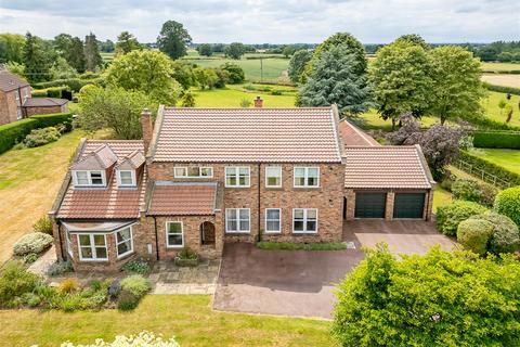 4 bedroom detached house for sale, Main Street, Holtby, York, YO19 5UD