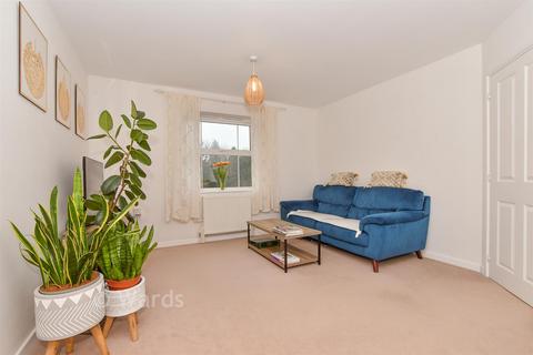 2 bedroom apartment for sale, Hawkes Way, Maidstone, Kent