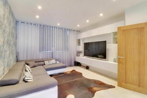 3 bedroom house for sale, Bishops Road, Hayes