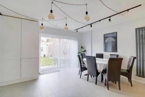 3 bedroom house for sale, Bishops Road, Hayes