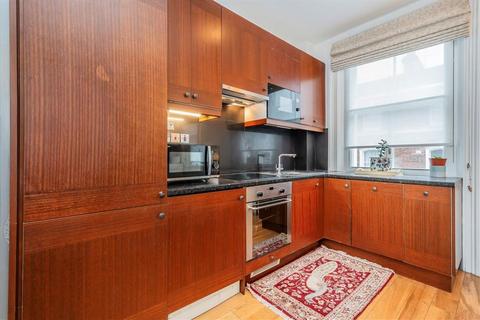1 bedroom flat to rent, Craven Terrace, London W2
