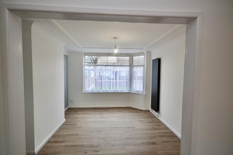 3 bedroom apartment to rent, 1, Liverpool L23