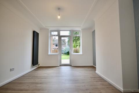 3 bedroom apartment to rent, 1, Liverpool L23