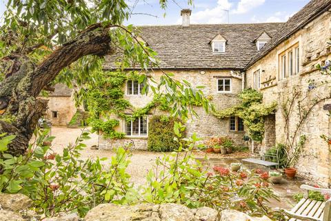 undefined, Duntisbourne Abbots