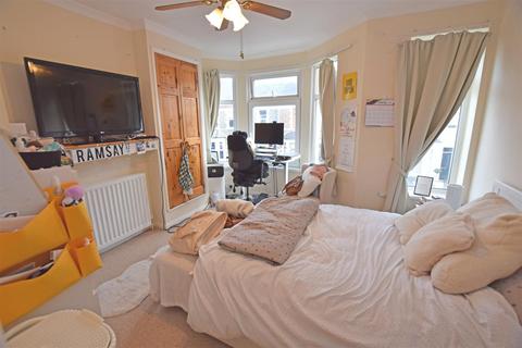 3 bedroom terraced house to rent, Arabella Street, Roath