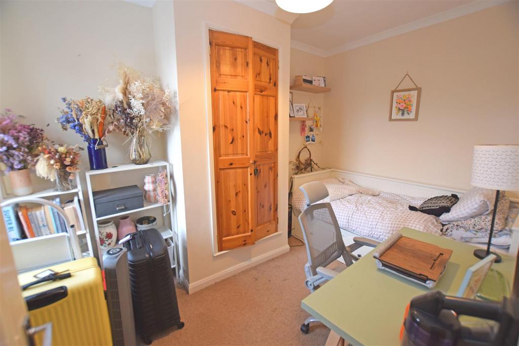 Bedroom2.jpg