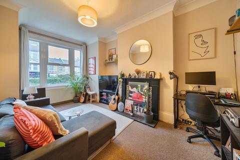 1 bedroom flat for sale, High Street, London, SE20