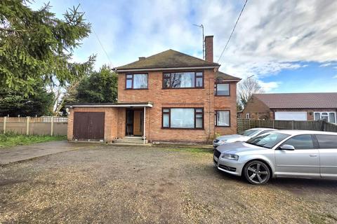 4 bedroom detached house for sale, Clay Lake, Spalding  Drove