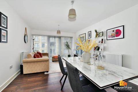 2 bedroom flat to rent, Croxley Road, Nash Mills Wharf, HP3