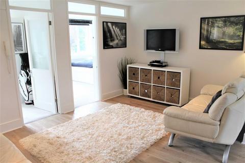 2 bedroom flat to rent, Esther Road, Leytonstone