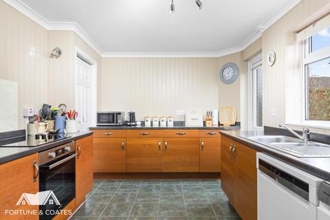 2 bedroom end of terrace house for sale, Joyners Field, Harlow