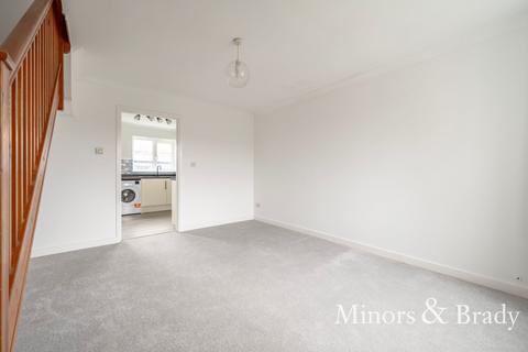 2 bedroom semi-detached house to rent, Willow Court, Sea Palling