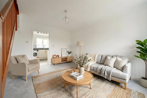 2 bedroom semi-detached house to rent, Willow Court, Sea Palling