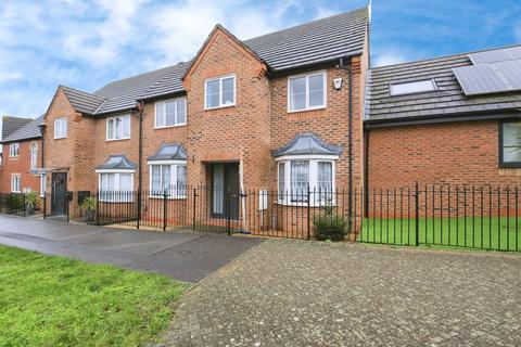 4 bedroom townhouse for sale, Eagle Way, Peterborough PE7