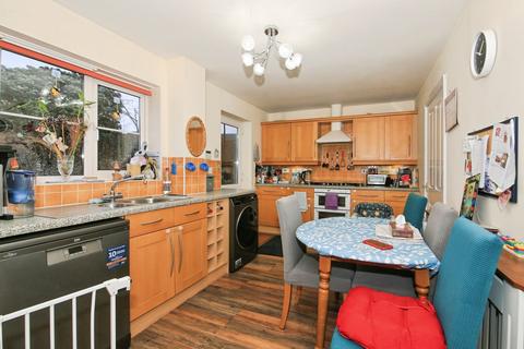 4 bedroom townhouse for sale, Eagle Way, Peterborough PE7
