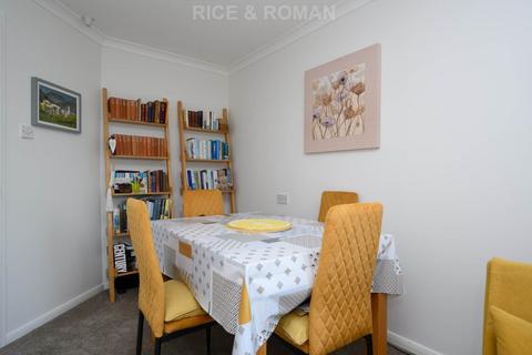 2 bedroom retirement property for sale, West End Lane, Esher KT10