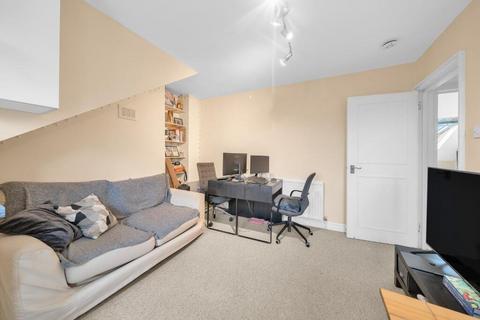 1 bedroom flat to rent, Fairhazel Gardens, London, NW6