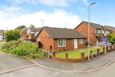 2 bedroom bungalow to rent, Grecian Street, Salford