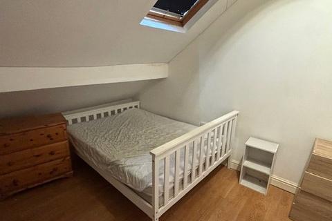 2 bedroom flat to rent, Tewkesbury Street, Cardiff, CF24
