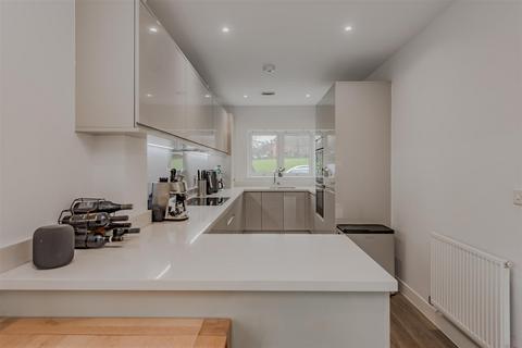 3 bedroom semi-detached house for sale, King Edward Road, Christs Hospital, Horsham