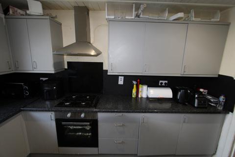 3 bedroom flat for sale, Johnstone PA5