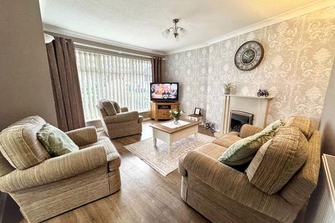 2 bedroom semi-detached bungalow for sale, Lon Y Cyll, Pensarn, Conwy, LL22 7RW