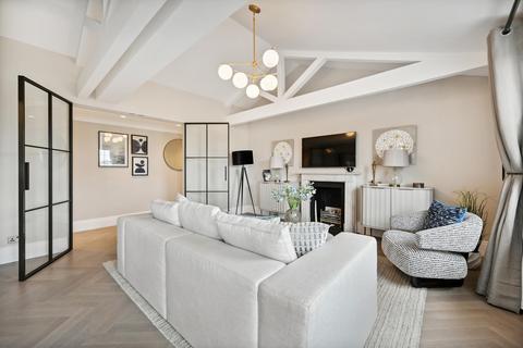 3 bedroom flat to rent, Onslow Gardens, London, SW7