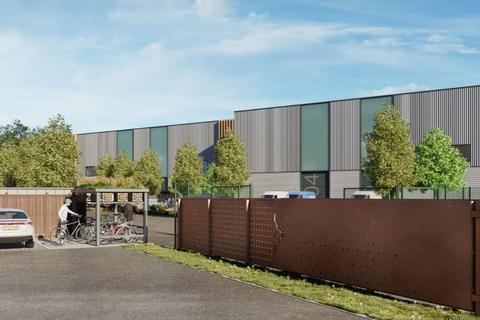 Warehouse to rent, 9 Centre Way London N9 0AP