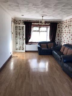 4 bedroom terraced house to rent, Bastable Avenue, Barking IG11