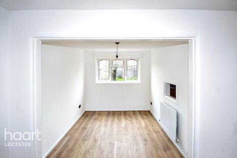 Shackerdale Road, Leicester