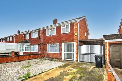 3 bedroom semi-detached house for sale, Shackerdale Road, Leicester