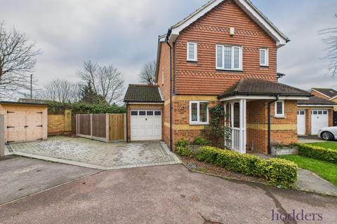 Sherbourne Gardens, Shepperton, Surrey, TW17