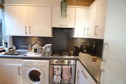 Studio to rent, MODERN STUDIO FLAT IN GREAT LOCATION