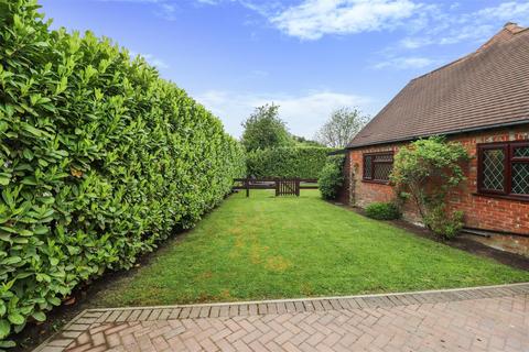 3 bedroom detached bungalow for sale, Park Road, Hellingly