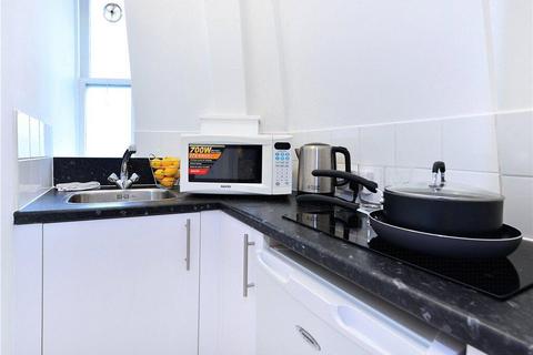 1 bedroom apartment to rent, Hill Street, Mayfair W1