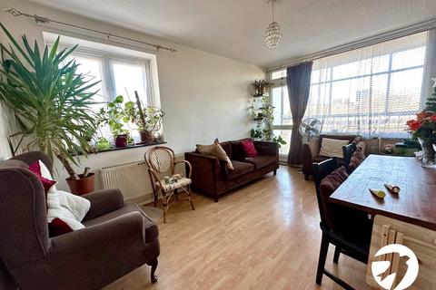 2 bedroom flat for sale, Casterbridge Road, London, SE3