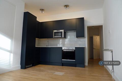 2 bedroom flat to rent, Acton Lane, London, W4