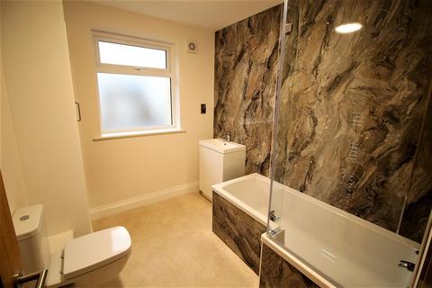 2 bedroom flat to rent, Ryndleside, Scarborough, YO12