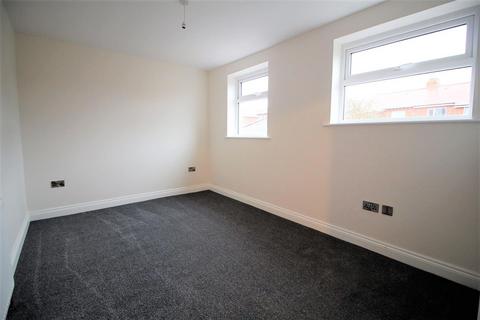 2 bedroom flat to rent, Ryndleside, Scarborough, YO12