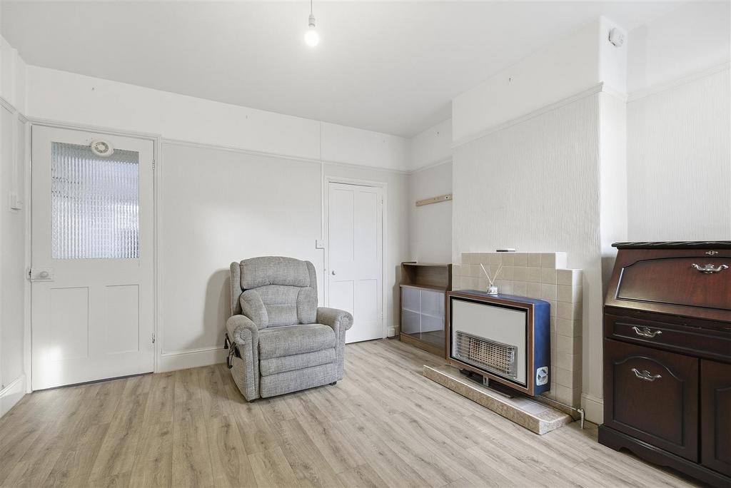 12 Seaview Road 5.jpg