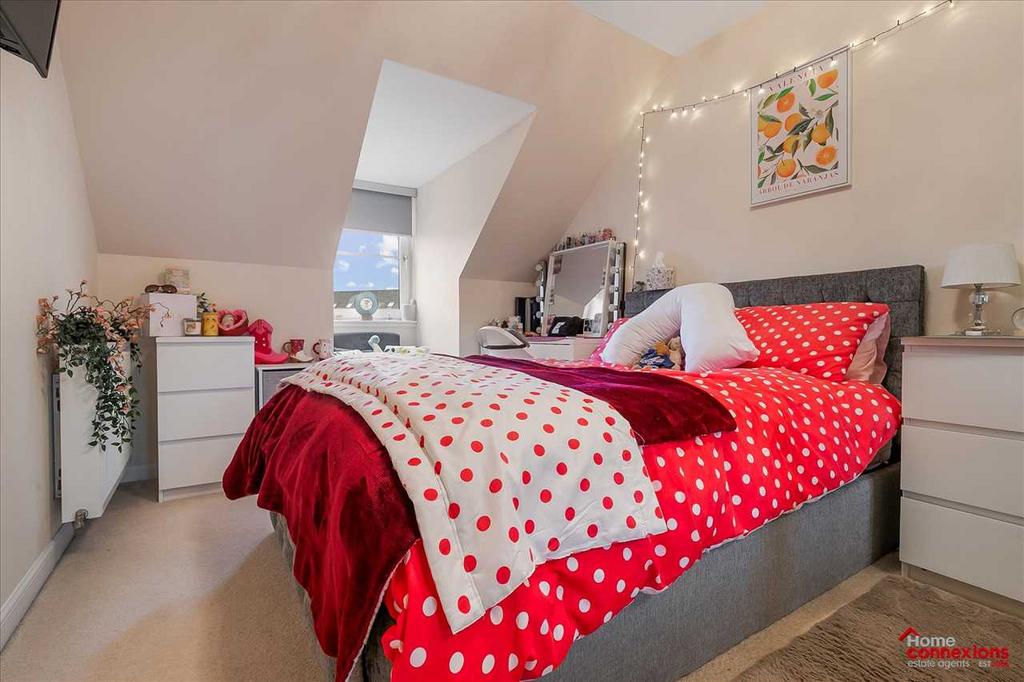 Bedroom Two (1)