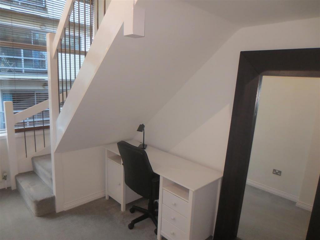 Master Bedroom Office Area