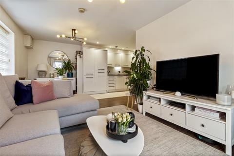 2 bedroom flat for sale, 2a Anson Road, Goring-By-Sea, Worthing
