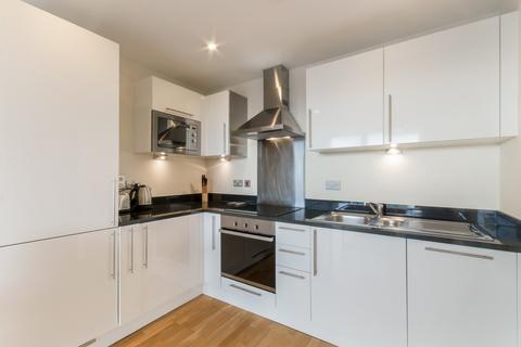 1 bedroom flat to rent, Cobalt Point, Lantern's Court, 38 Millharbour, Canary Wharf, London, E14