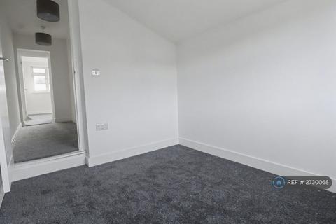 3 bedroom terraced house to rent, Milton Road, Gillingham, ME7