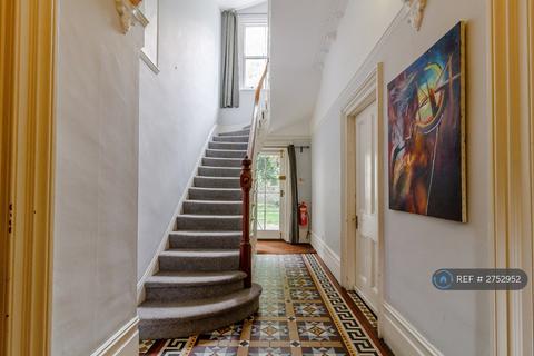 undefined, Knatchbull Road, London, SE5