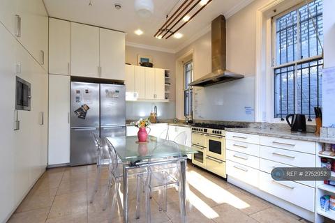 undefined, Knatchbull Road, London, SE5