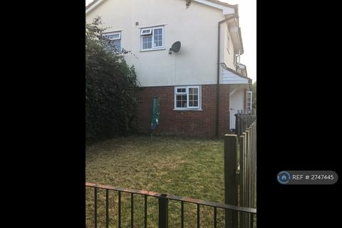 2 bedroom end of terrace house to rent, Celerity Drive, Cardiff, CF10