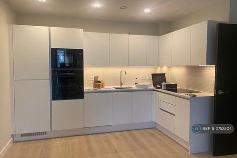 1 bedroom flat to rent, Middle Road, London, W7